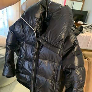 (SOLD) BCBGMAXAZRIA Coat